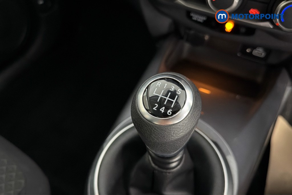 Nissan Juke Acenta Manual Petrol SUV - Stock Number (1644607) - 15th supplementary image