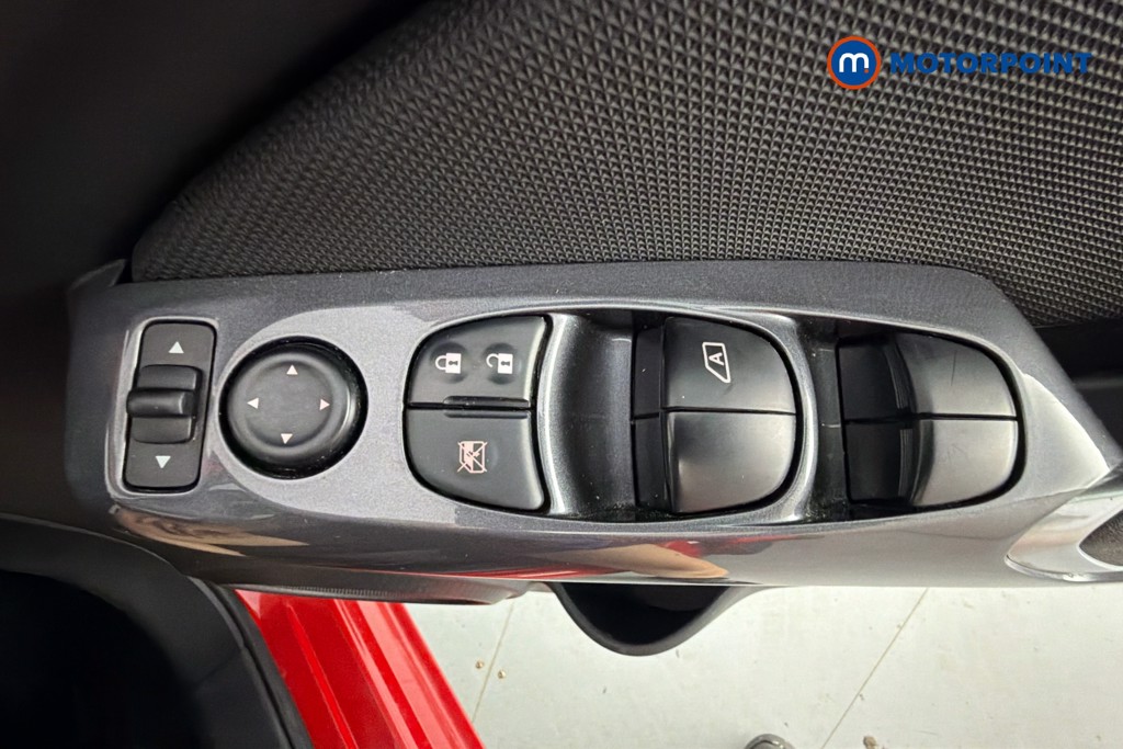 Nissan Juke Acenta Manual Petrol SUV - Stock Number (1644607) - 20th supplementary image
