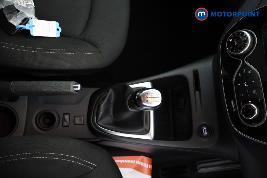 Renault Captur Iconic Manual Diesel SUV - Stock Number (1645076) - 13th supplementary image