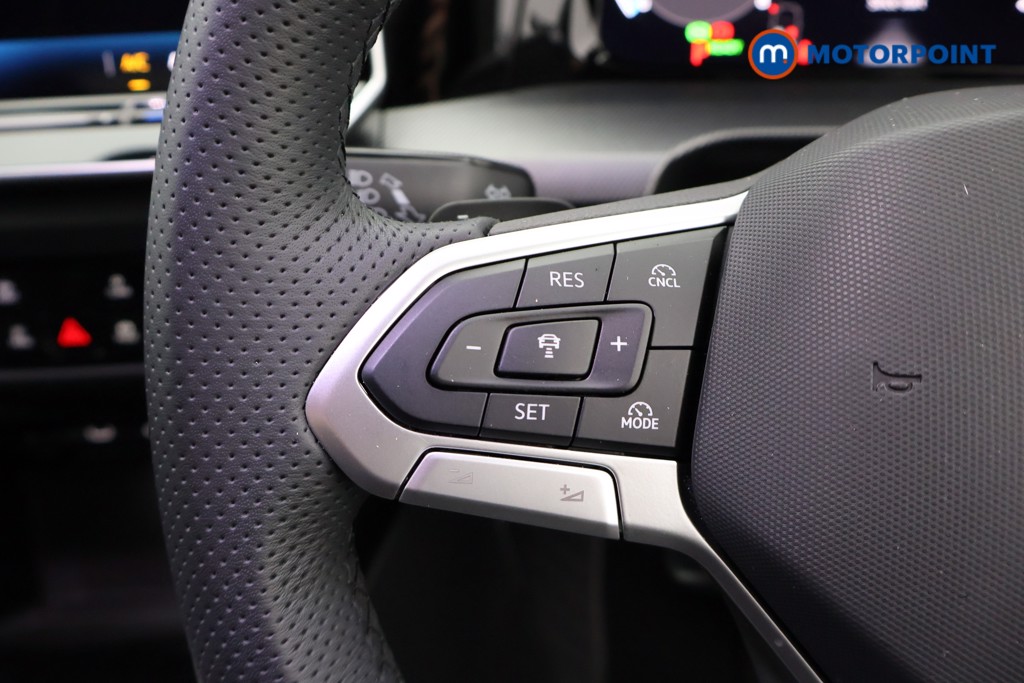 Volkswagen Golf R-Line Automatic Petrol Hatchback - Stock Number (1645553) - 6th supplementary image