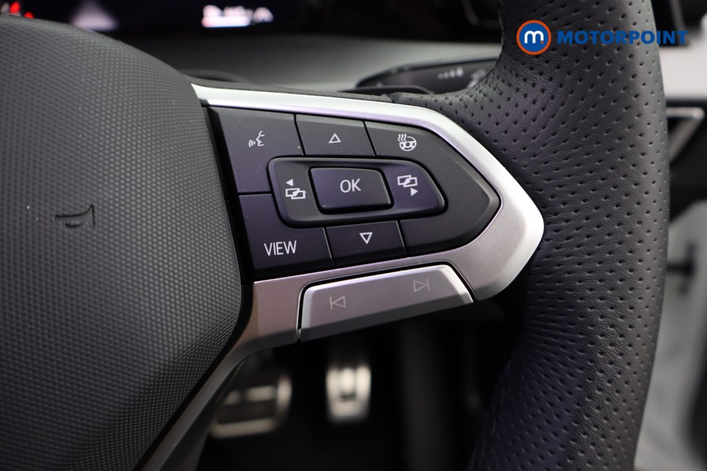 Volkswagen Golf R-Line Automatic Petrol Hatchback - Stock Number (1645553) - 7th supplementary image