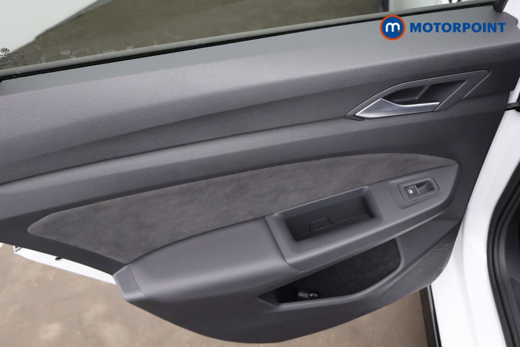 Volkswagen Golf R-Line Automatic Petrol Hatchback - Stock Number (1645553) - 18th supplementary image