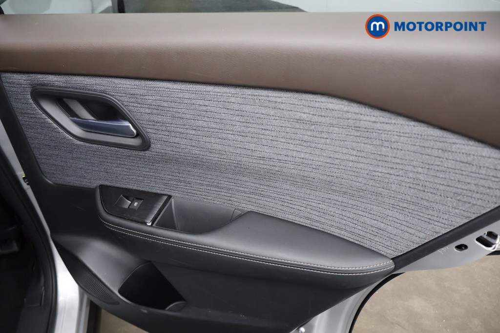 Nissan X-Trail N-Connecta Automatic Petrol-Electric Hybrid SUV - Stock Number (1645665) - 16th supplementary image