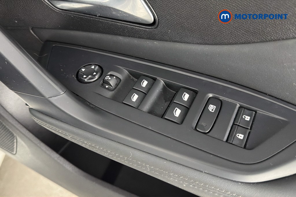 Peugeot 308 Allure Premium Automatic Diesel Estate - Stock Number (1646621) - 20th supplementary image