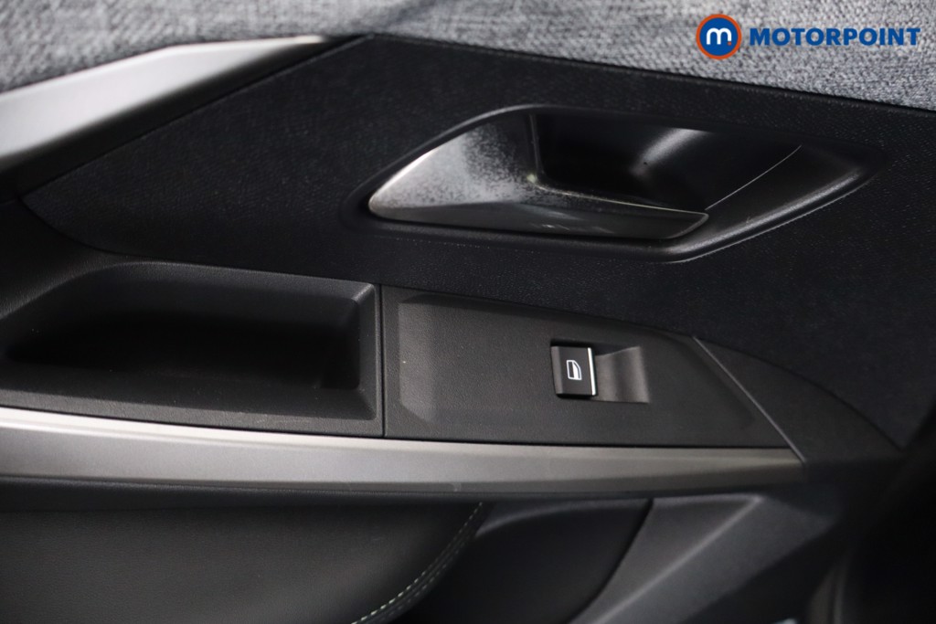 Peugeot 3008 GT Automatic Electric SUV - Stock Number (1648722) - 24th supplementary image