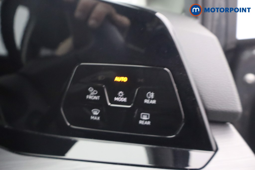Volkswagen Golf Style Manual Petrol Hatchback - Stock Number (1648728) - 12th supplementary image