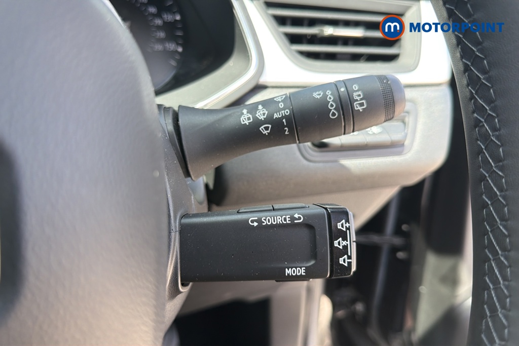 Renault Captur Evolution Manual Petrol SUV - Stock Number (1648753) - 6th supplementary image