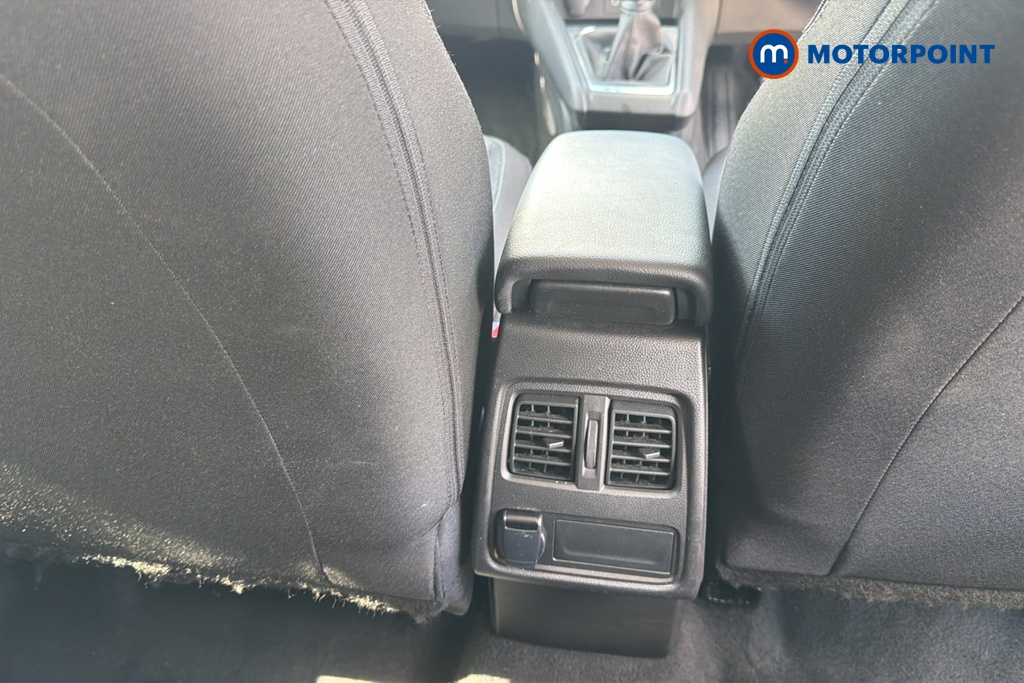 Renault Captur Evolution Manual Petrol SUV - Stock Number (1648753) - 28th supplementary image