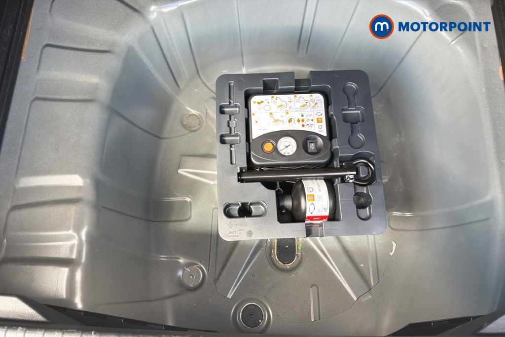 Renault Captur Evolution Manual Petrol SUV - Stock Number (1648753) - 33rd supplementary image