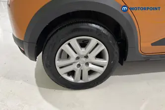 Dacia Sandero Stepway Expression Manual Petrol Hatchback - Stock Number (1649411) - 46th supplementary image