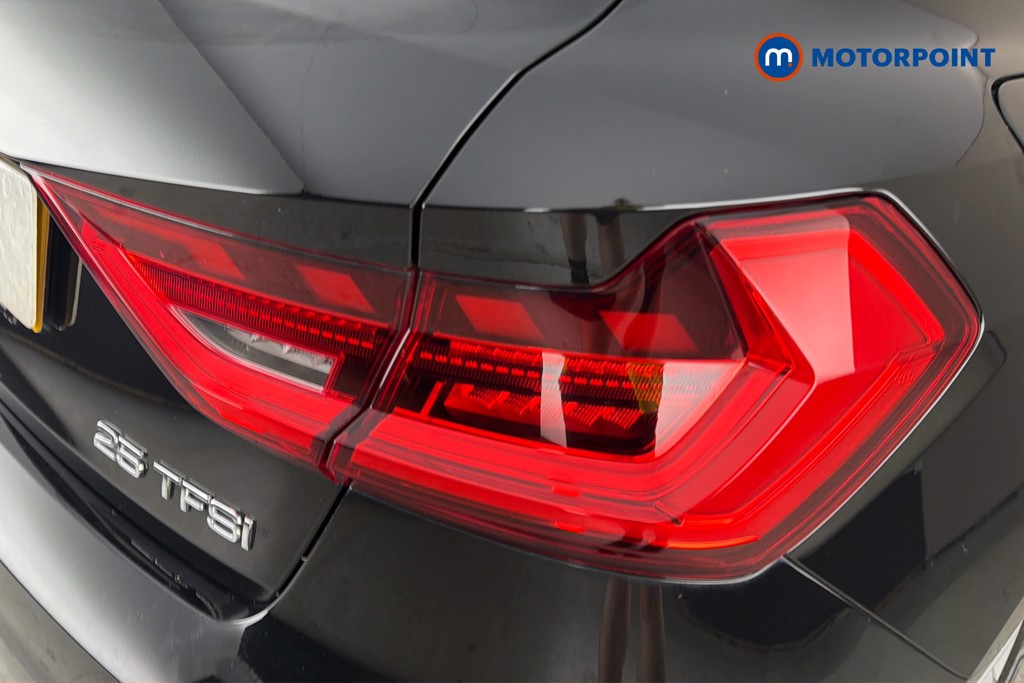 Audi A1 Technik Manual Petrol Hatchback - Stock Number (1649592) - 38th supplementary image