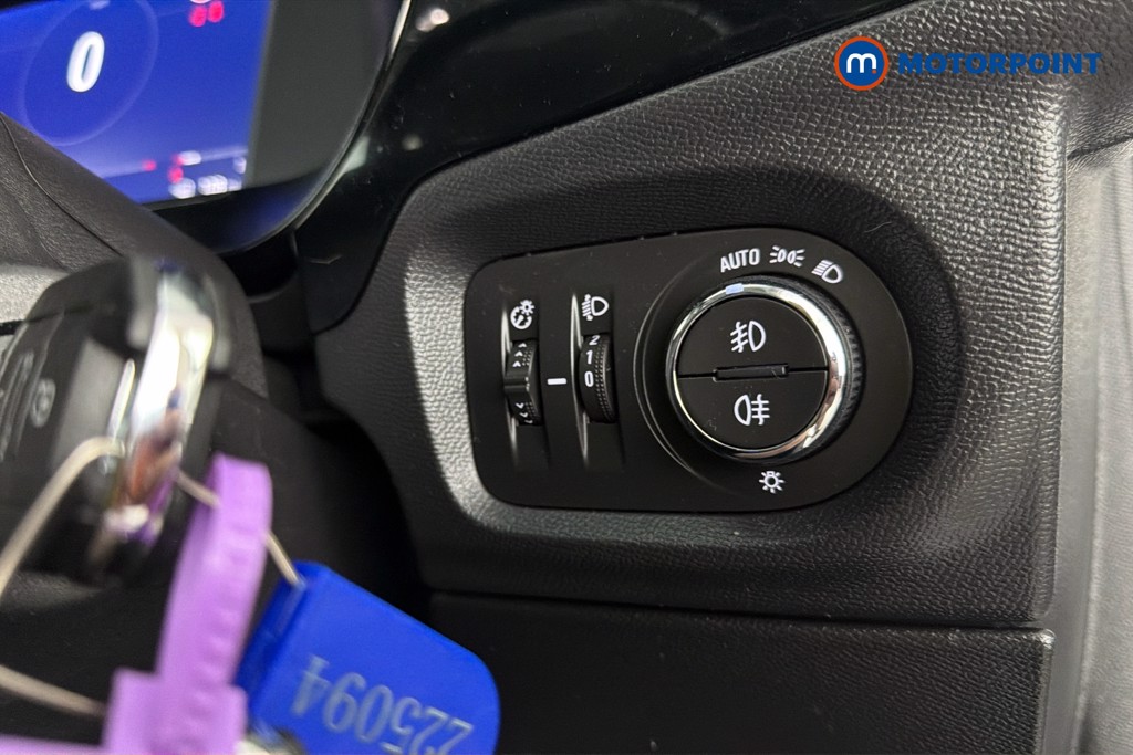 Vauxhall Corsa Elite Edition Manual Petrol Hatchback - Stock Number (1649853) - 18th supplementary image