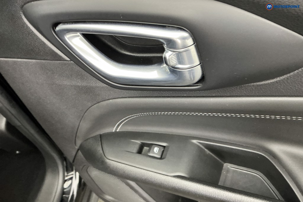 Jeep Compass Night Eagle Automatic Petrol SUV - Stock Number (1650223) - 26th supplementary image