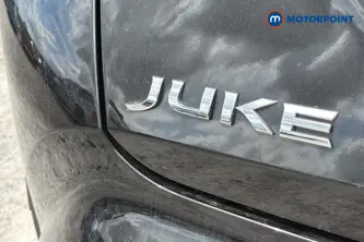 Nissan Juke N-Connecta Manual Petrol SUV - Stock Number (1650657) - 993rd supplementary image