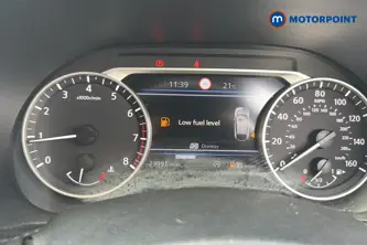 Nissan Juke N-Connecta Manual Petrol SUV - Stock Number (1650657) - 7th supplementary image