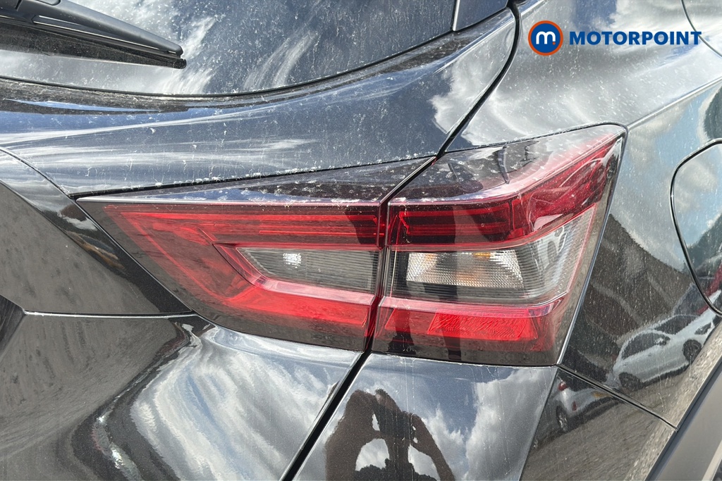 Nissan Juke N-Connecta Manual Petrol SUV - Stock Number (1650657) - 36th supplementary image