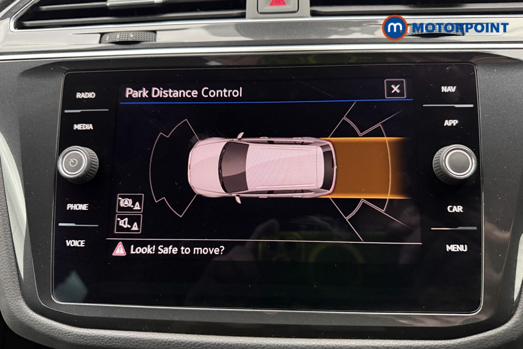 Volkswagen Tiguan R-Line Automatic Petrol SUV - Stock Number (1651038) - 3rd supplementary image