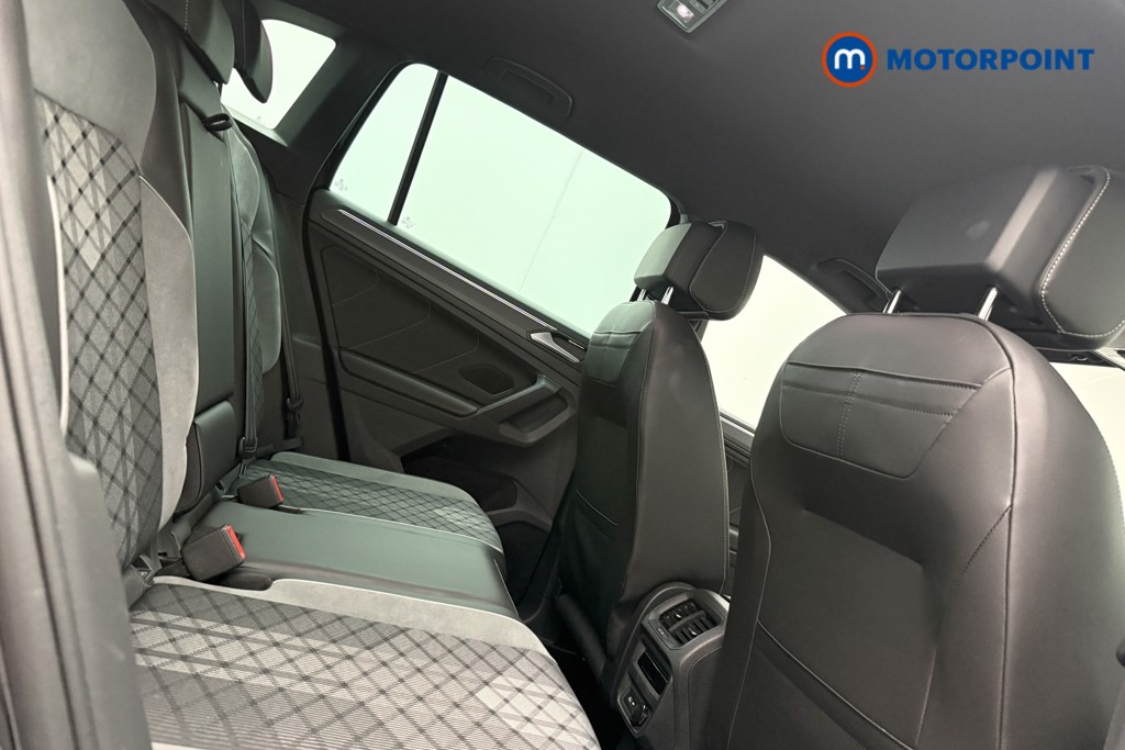 Volkswagen Tiguan R-Line Automatic Petrol SUV - Stock Number (1651038) - 9th supplementary image