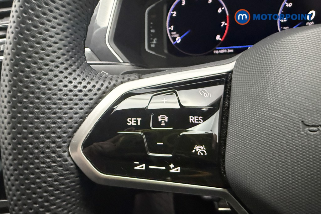Volkswagen Tiguan R-Line Automatic Petrol SUV - Stock Number (1651038) - 14th supplementary image