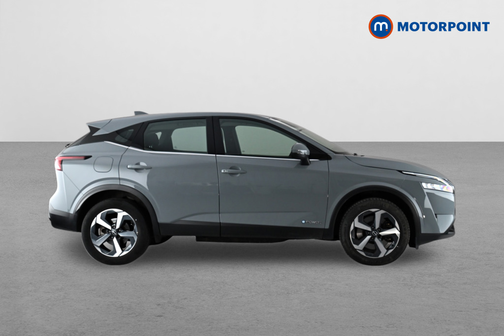 Nissan Qashqai Acenta Premium Automatic Petrol-Electric Hybrid SUV - Stock Number (1651102) - Drivers side