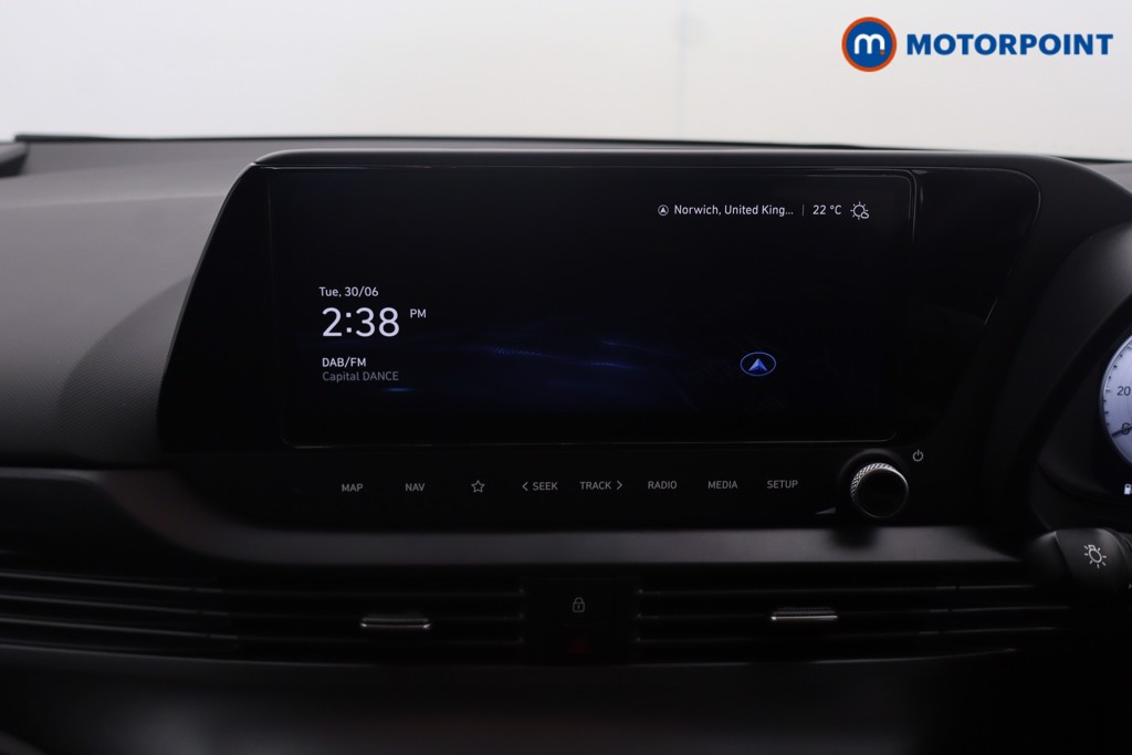 Hyundai I20 Premium Manual Petrol Hatchback - Stock Number (1651130) - 2nd supplementary image