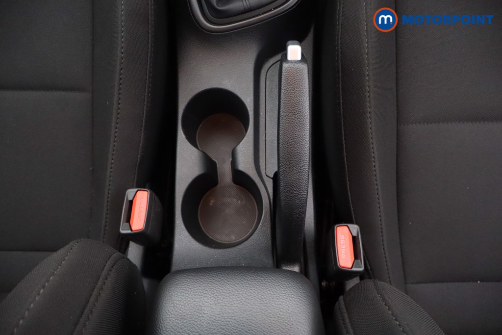 Hyundai I20 Premium Manual Petrol Hatchback - Stock Number (1651130) - 5th supplementary image