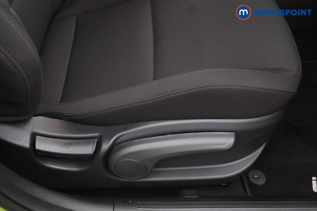Hyundai I20 Premium Manual Petrol Hatchback - Stock Number (1651130) - 20th supplementary image