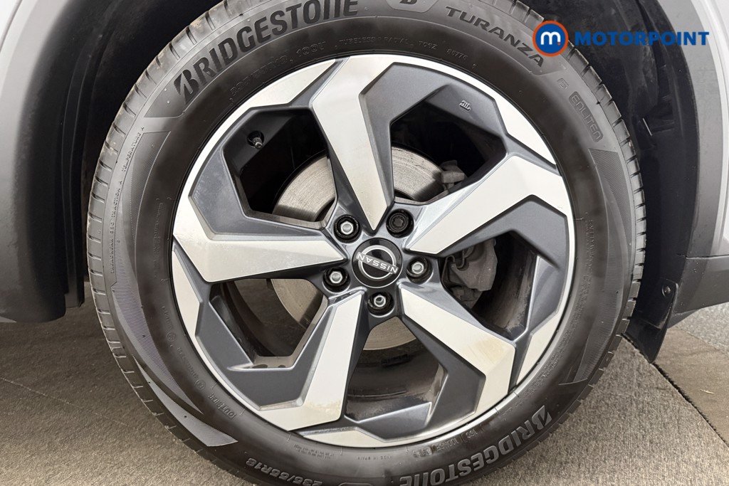 Nissan Qashqai N-Connecta Manual Petrol SUV - Stock Number (1651270) - 11th supplementary image