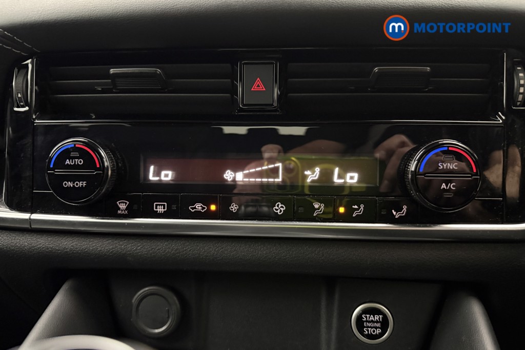 Nissan Qashqai N-Connecta Manual Petrol SUV - Stock Number (1651270) - 16th supplementary image