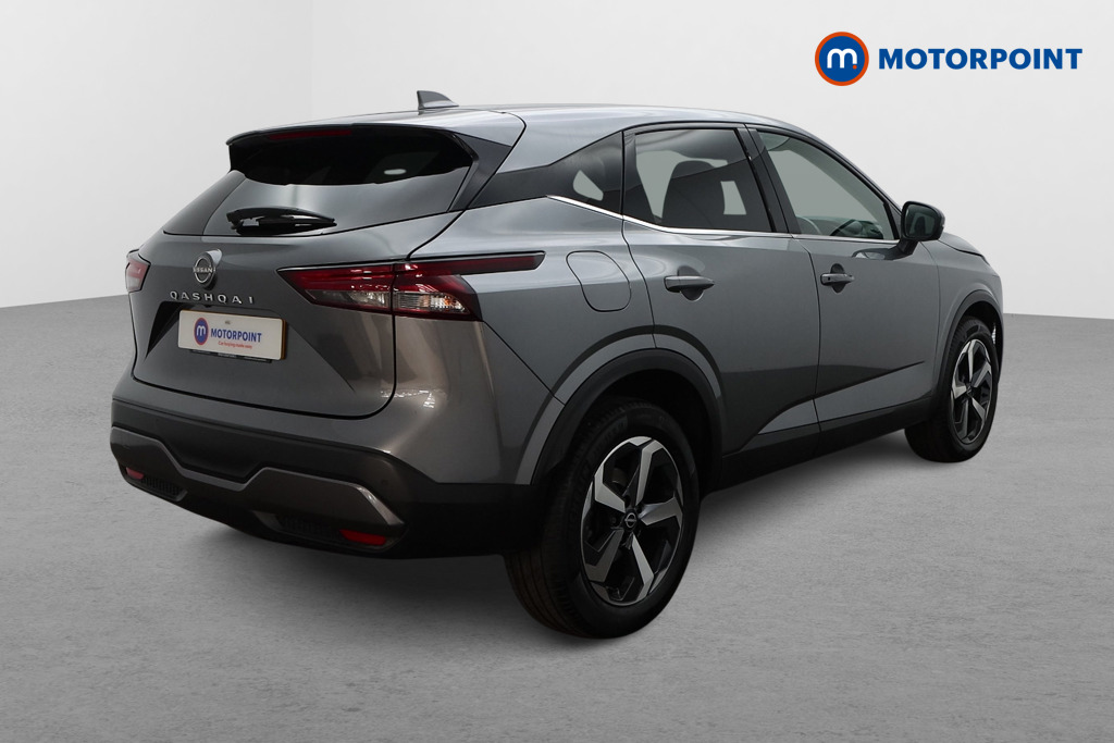 Nissan Qashqai N-Connecta Manual Petrol SUV - Stock Number (1651270) - Drivers side rear corner