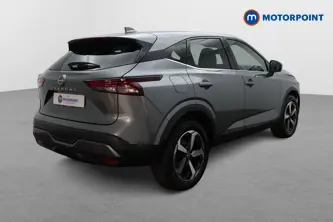 Nissan Qashqai N-Connecta Manual Petrol SUV - Stock Number (1651270) - Drivers side rear corner