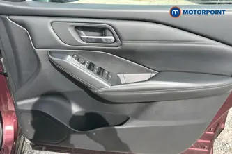Nissan Qashqai N-Connecta Manual Petrol SUV - Stock Number (1651275) - 18th supplementary image