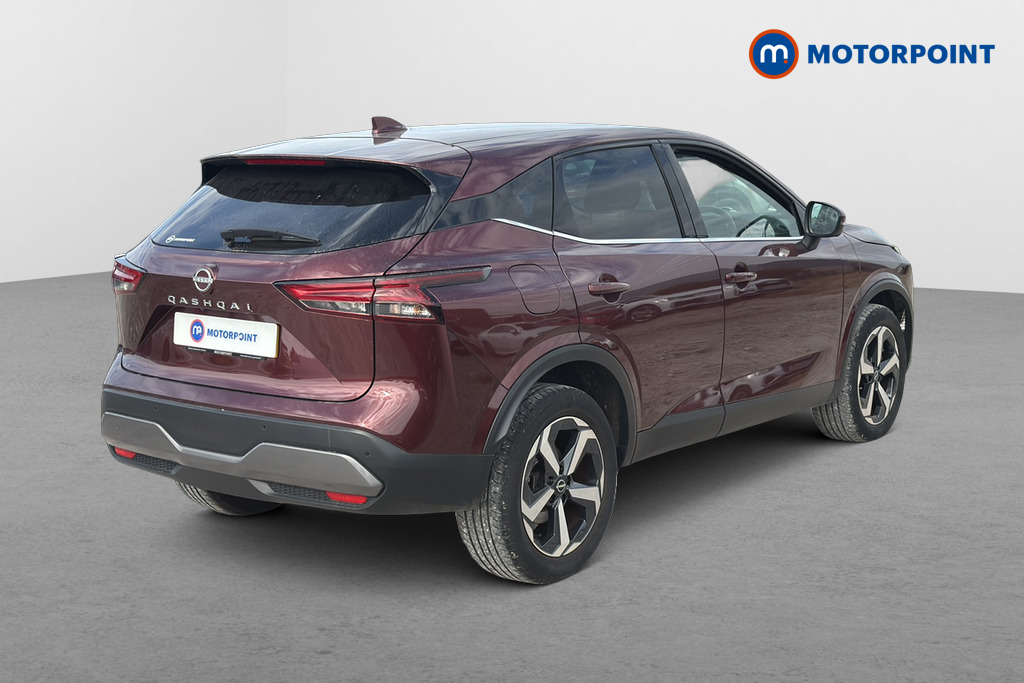 Nissan Qashqai N-Connecta Manual Petrol SUV - Stock Number (1651275) - Passenger side rear corner