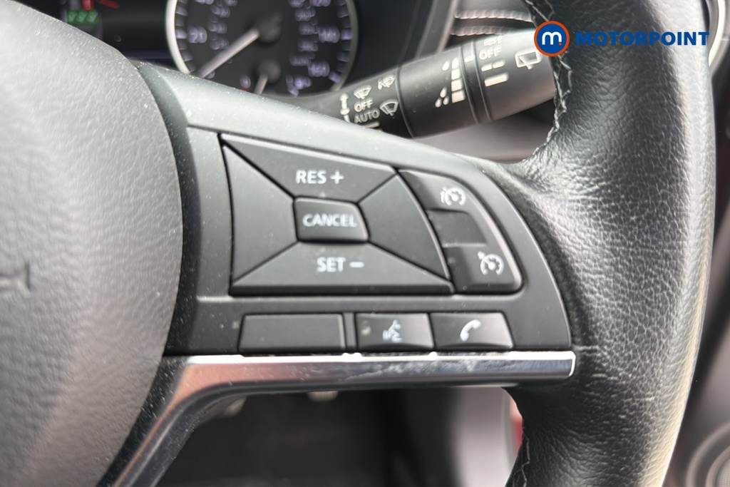 Nissan Juke N-Connecta Automatic Petrol-Electric Hybrid SUV - Stock Number (1651395) - 3rd supplementary image