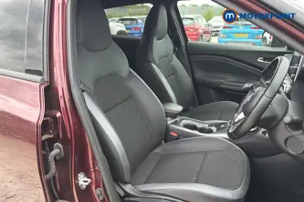 Nissan Juke N-Connecta Automatic Petrol-Electric Hybrid SUV - Stock Number (1651395) - 22nd supplementary image