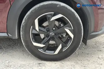 Nissan Juke N-Connecta Automatic Petrol-Electric Hybrid SUV - Stock Number (1651395) - 47th supplementary image