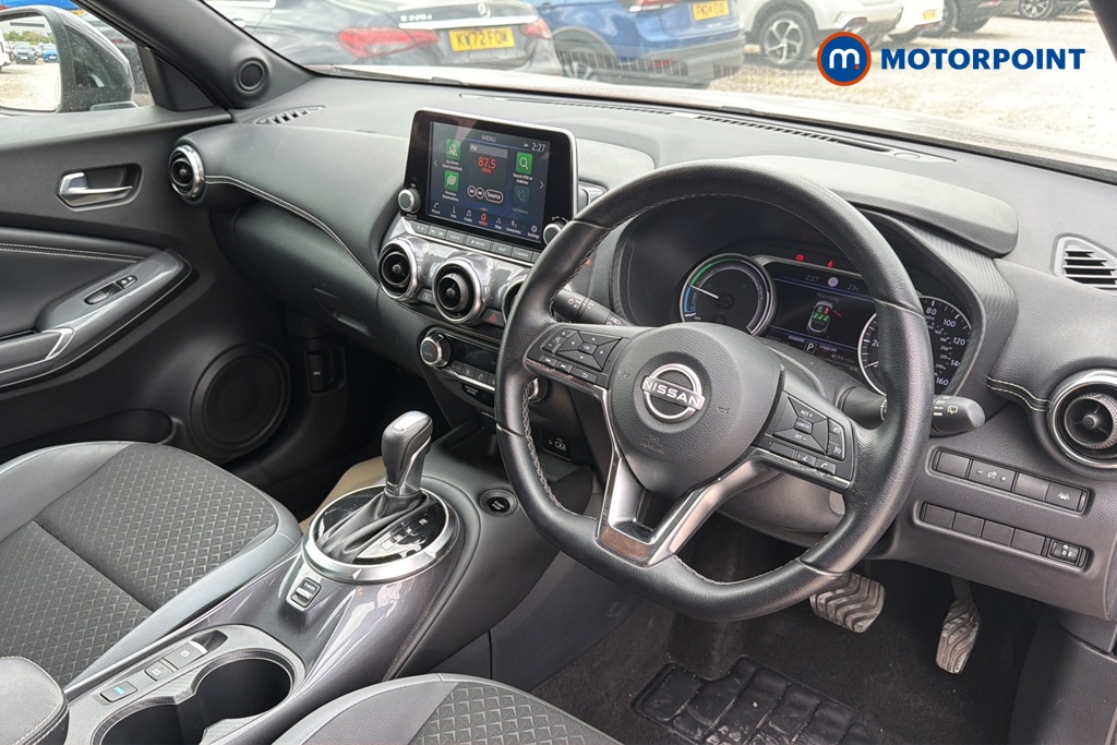 Nissan Juke N-Connecta Automatic Petrol-Electric Hybrid SUV - Stock Number (1651395) - 1st supplementary image