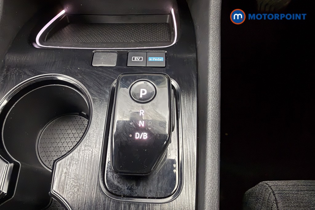 Nissan X-Trail N-Connecta Automatic Petrol-Electric Hybrid SUV - Stock Number (1651437) - 7th supplementary image
