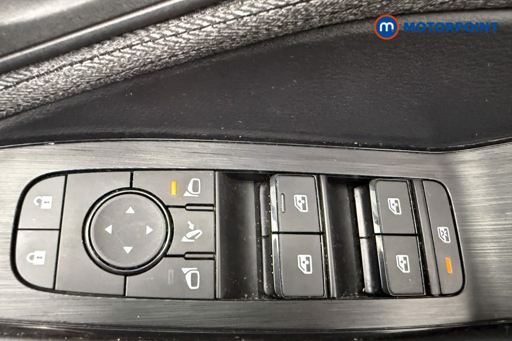 Nissan X-Trail N-Connecta Automatic Petrol-Electric Hybrid SUV - Stock Number (1651437) - 19th supplementary image
