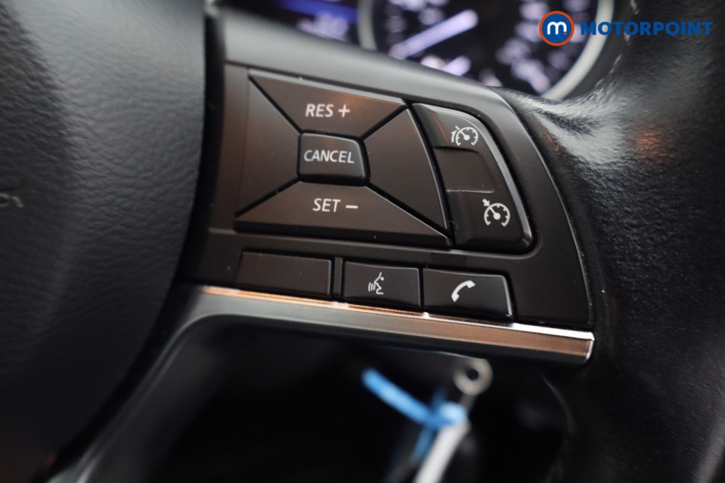 Nissan Qashqai Acenta Premium Manual Petrol SUV - Stock Number (1651642) - 4th supplementary image
