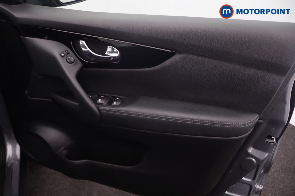 Nissan Qashqai Acenta Premium Manual Petrol SUV - Stock Number (1651642) - 11th supplementary image
