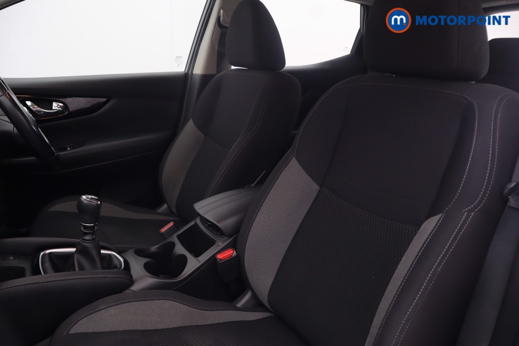 Nissan Qashqai Acenta Premium Manual Petrol SUV - Stock Number (1651642) - 12th supplementary image