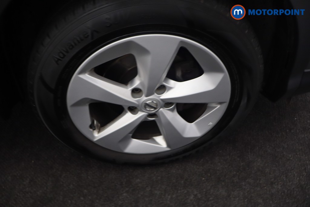 Nissan Qashqai Acenta Premium Manual Petrol SUV - Stock Number (1651642) - 20th supplementary image