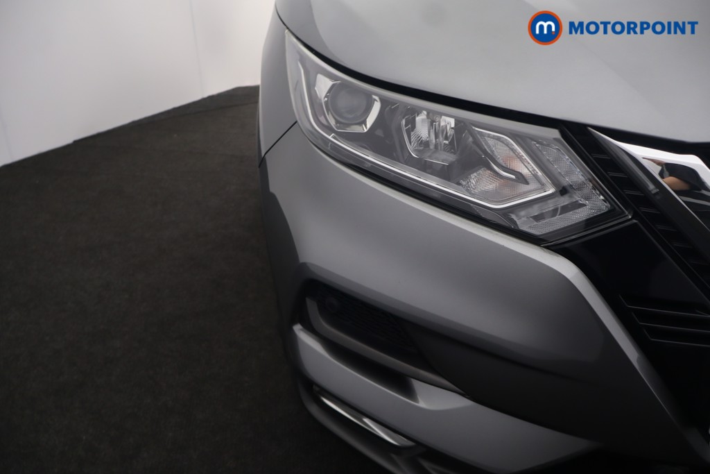 Nissan Qashqai Acenta Premium Manual Petrol SUV - Stock Number (1651642) - 23rd supplementary image