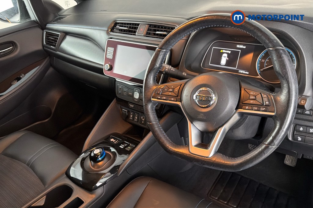 Nissan Leaf N-Connecta Automatic Electric Hatchback - Stock Number (1651657) - 2nd supplementary image