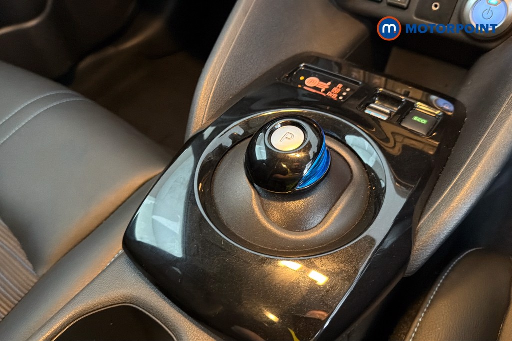Nissan Leaf N-Connecta Automatic Electric Hatchback - Stock Number (1651657) - 15th supplementary image