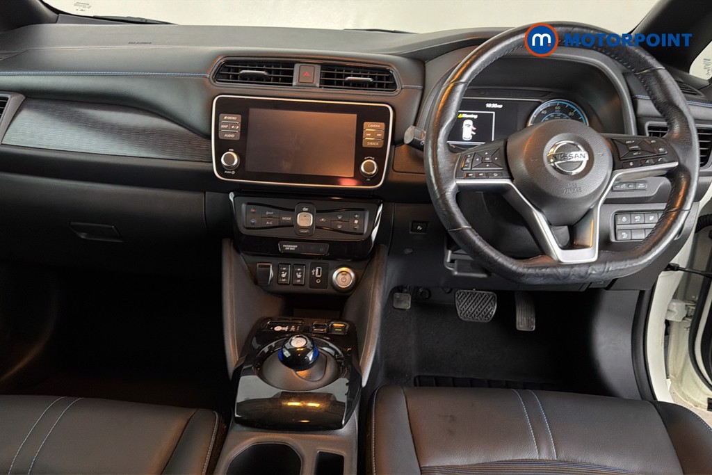 Nissan Leaf N-Connecta Automatic Electric Hatchback - Stock Number (1651657) - 1st supplementary image