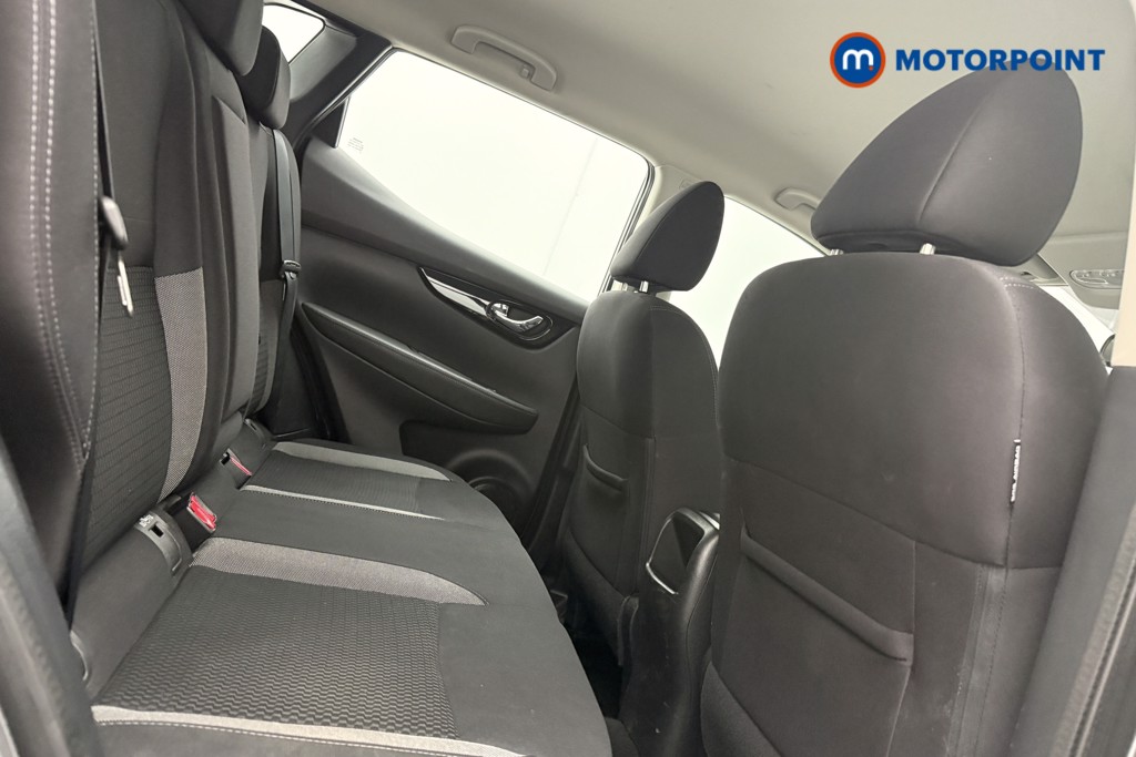 Nissan Qashqai Acenta Premium Manual Petrol SUV - Stock Number (1651693) - 9th supplementary image