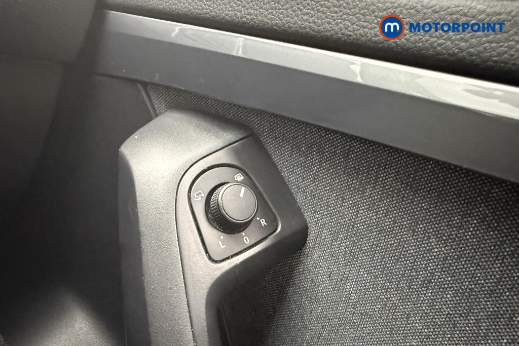 Seat Ateca Se Technology Manual Petrol SUV - Stock Number (1652083) - 16th supplementary image