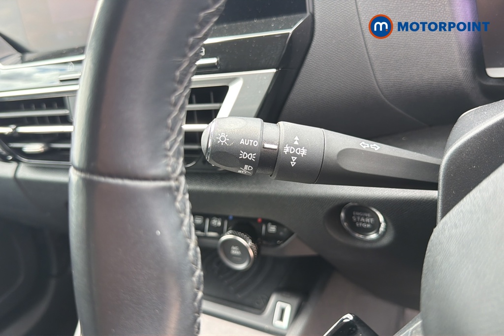 Citroen C4 Shine Plus Automatic Petrol Hatchback - Stock Number (1652213) - 5th supplementary image
